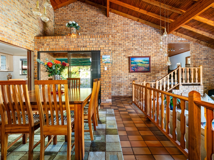 6 Bedroom Property for Sale in The Village Western Cape